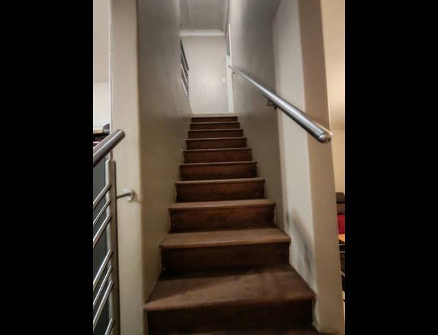 2 BEDROOM SECTIONAL TITLE FOR SALE IN RHODESFIELD
